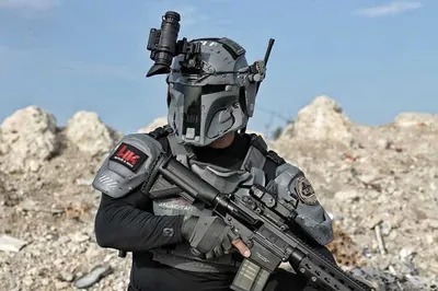 Meet The Mandalorian Ballistic Armor  From Heckler &Amp; Koch And Ar500 Pictures (4)