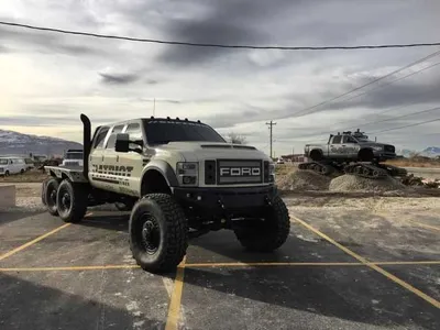 Meet The Super Six The Six Door Ford F550 Heavy D And Dieselsellerz Sema 2015 Build Pictures 004