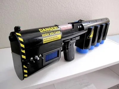 This Guy Made A Portable 1.25Kj Coilgun And A FullAuto Gauss Gun Want To See How Pictures 002