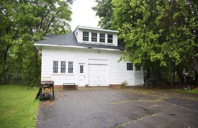 17 111 Year Old Mansion For Just 10