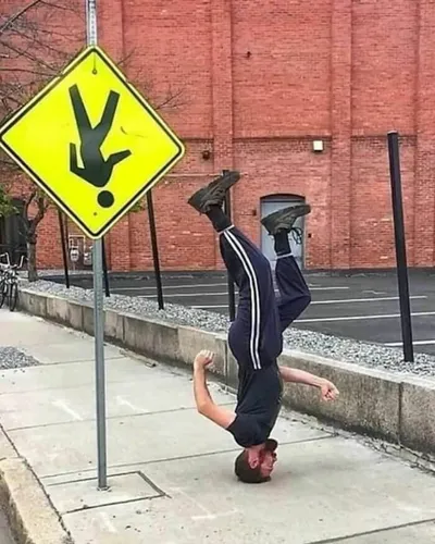 30 Spectacularly Weird Pictures That Will Definitely Confuse You