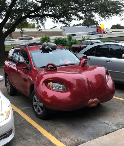 30 Of The Funniest Looking Cars People Have Stumbled Upon