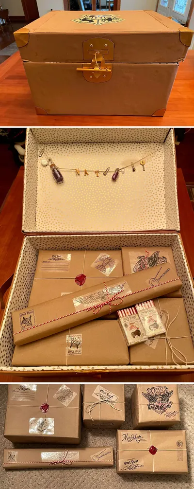 Originally Wrapped Christmas Gifts4 63A4213E4C4Ca 700