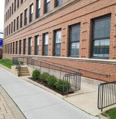 30 Funny Times People Failed At Renovating Their Homes