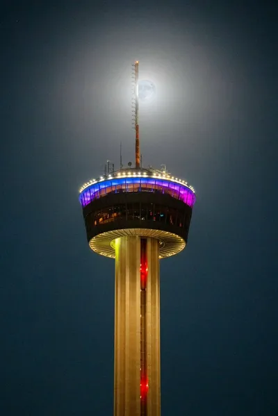 Blue Super Moon Photos From World 64F1A3D304767 700