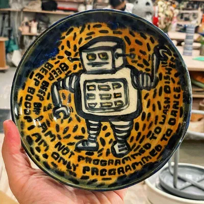 More Than 37 Dishes With Issues By Ceramic Artist Dave Zackin 63C1482101675 880