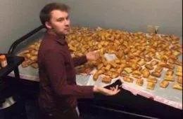 Food In Places Shouldnt Be Pics 65489Af838Cd3 700