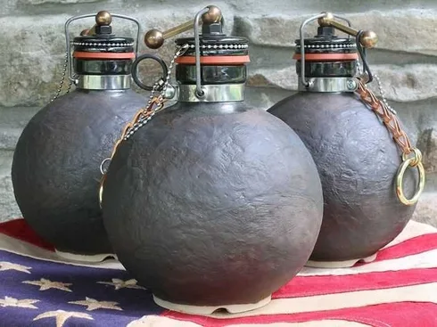 Ceramic Stoneware Cannonball Beer Growler 503