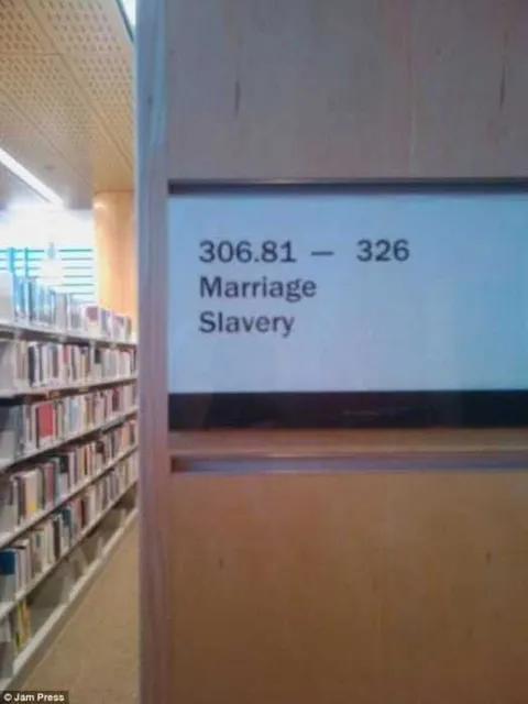 Funny Sign Fails Librarian Jokes