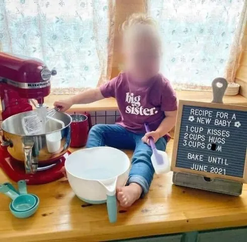 40 Cringy And Embarrassing Pregnancy Announcements To Laugh At
