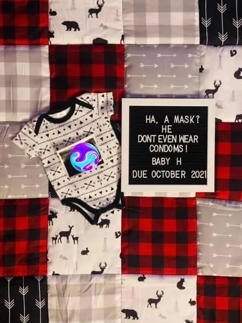 40 Cringy And Embarrassing Pregnancy Announcements To Laugh At