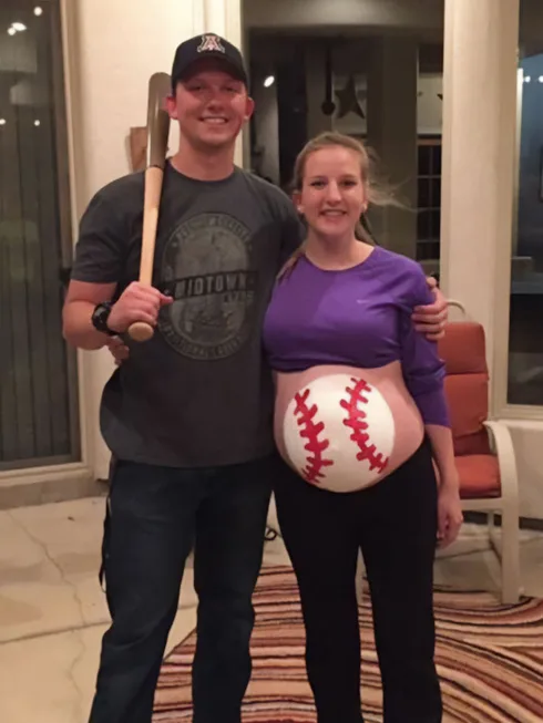 40 Cringy And Embarrassing Pregnancy Announcements To Laugh At