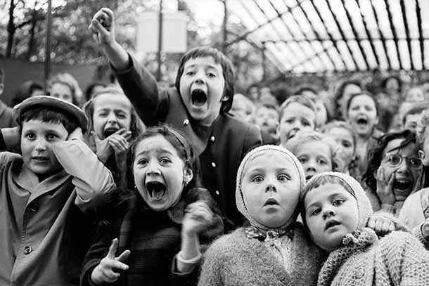 Timeless Photos  Outdoor Puppet Show Fun