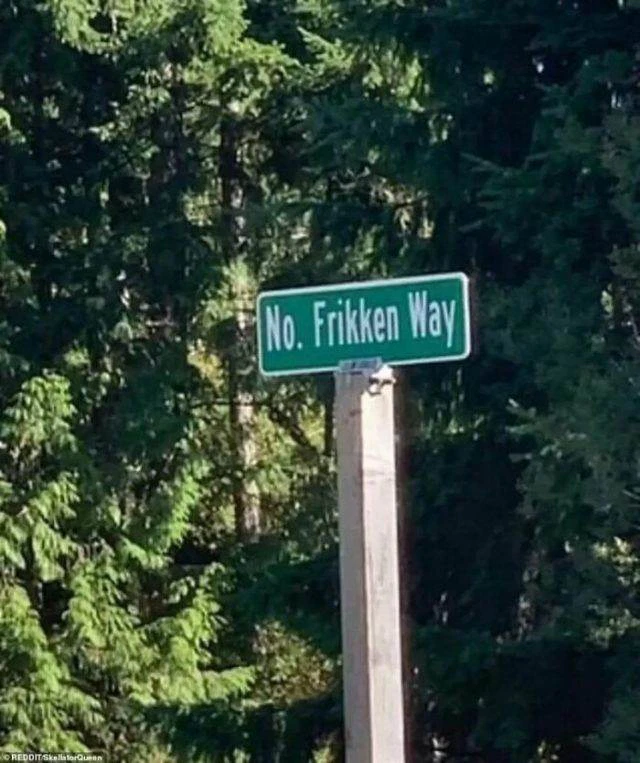 30 Must-See Hilarious Signs That Will Leave You In Stitches