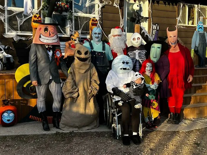 30 Times People With Disabilities Nailed Halloween Costumes