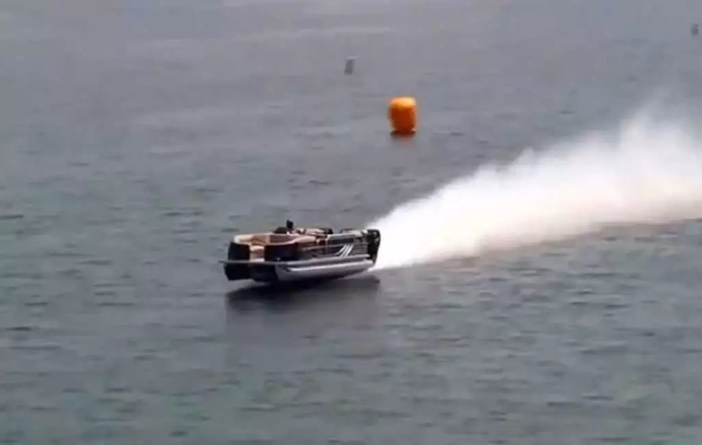 Fastest Pontoon Boat In The World - Tops Out Over 114MPH