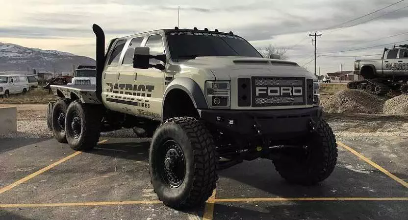 Meet The Super Six - The Six Door Ford F-550 Heavy D And Diesel Sellerz 