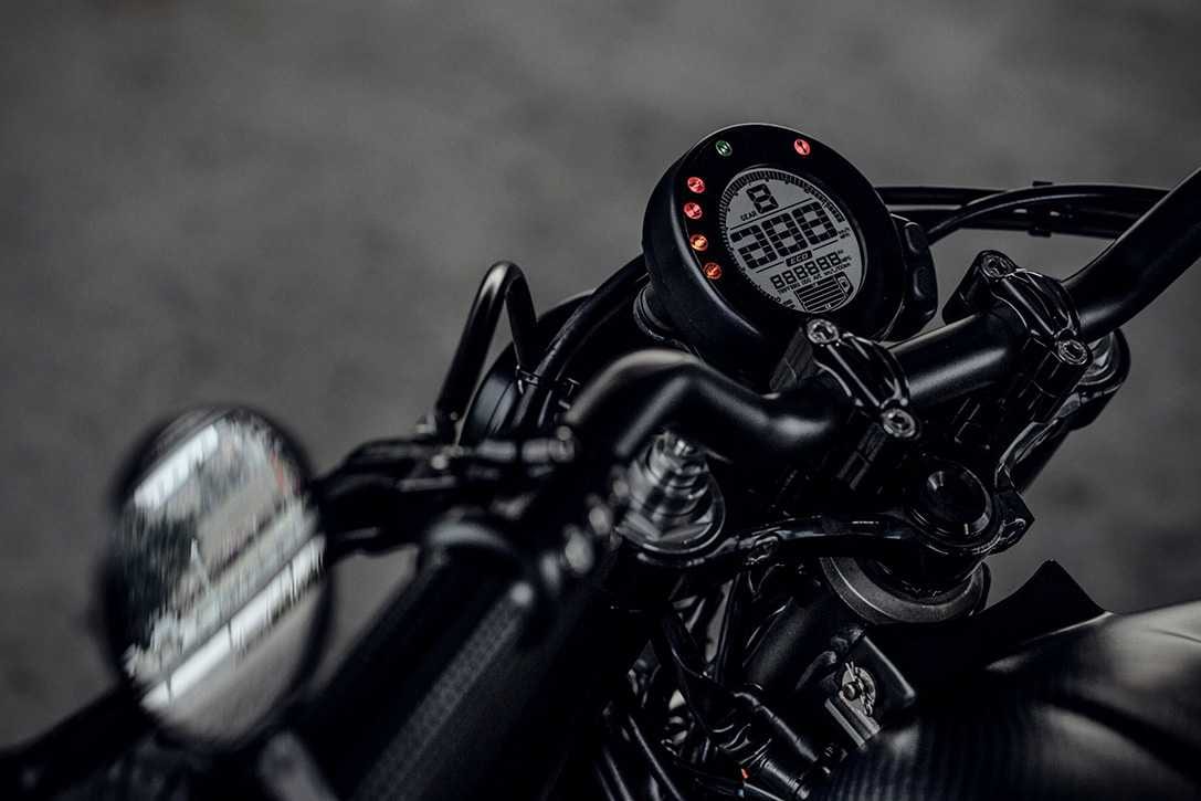 Yamaha Xsr Flying Phantom Odomoeter Shot