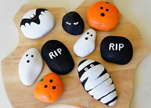 Halloween Painted Rocks Rip Bats Pumpkins Ghosts