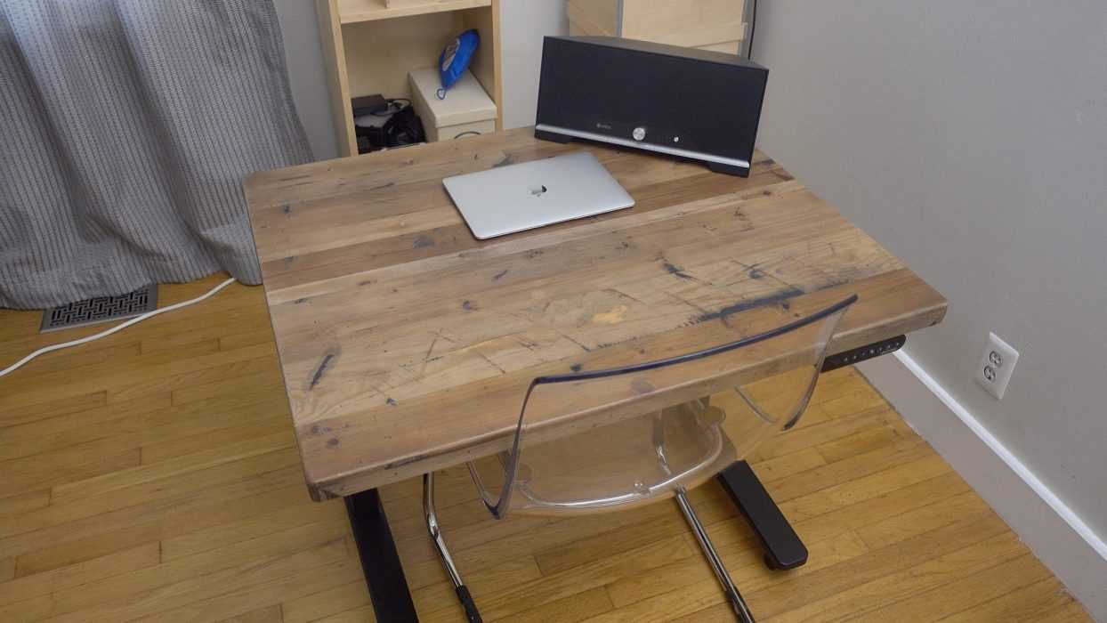 Standup Desk By Uplift