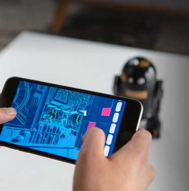 R2Q5 Sphero App Enalbed