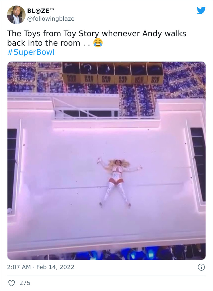 30 Spectacular Super Bowl Half Time Show Memes