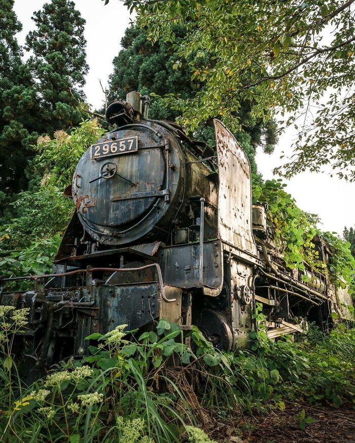 30 Amazing And Breathtaking Abandoned Locations