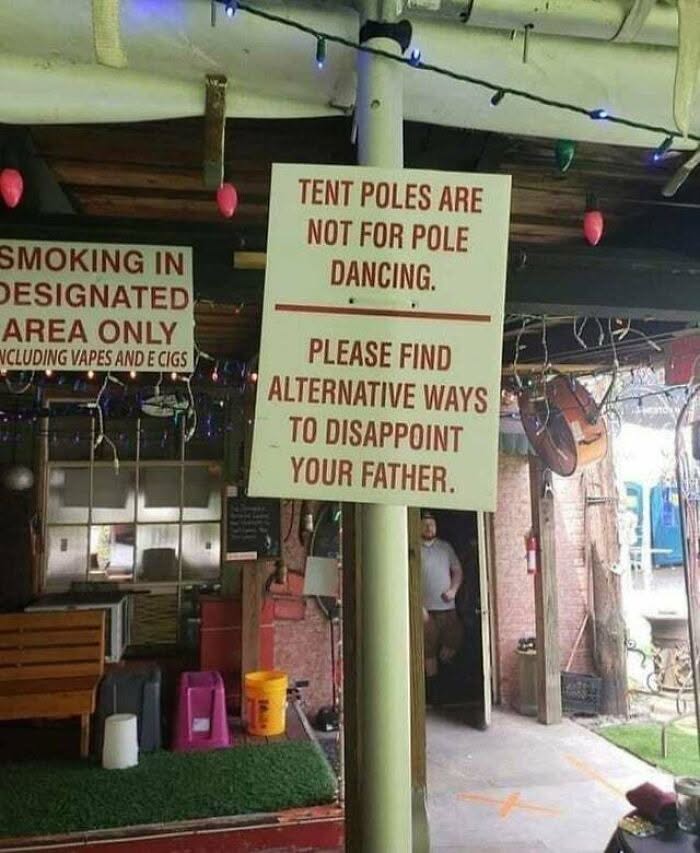 30 Hilarious Times Extremely Funny Signs Were Spotted