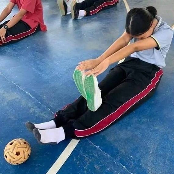 30 Of The Weirdest Images Found On Instagram